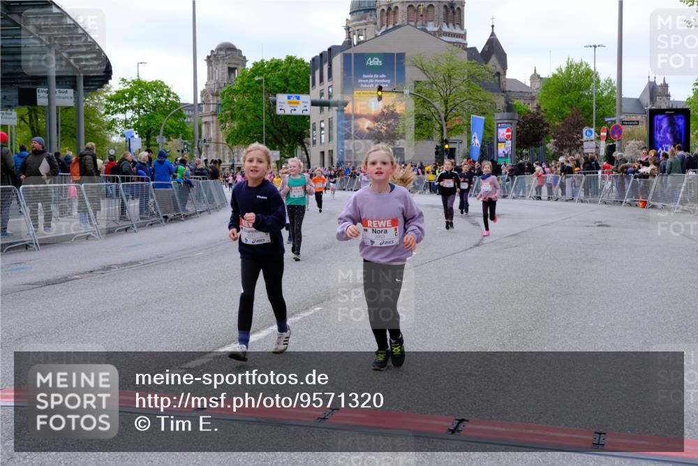 25.04.2026 - Das Zehntel Tim E. http://msf.ph/oto/9571320 25.04.2026 09:06:19 Ziel 1079, 1095, 1321, 1375, 1498, 1800, 2614, 3785, 3791, 3864, 3877, 3934, 3935, 3953 meine-sportfotos.de
