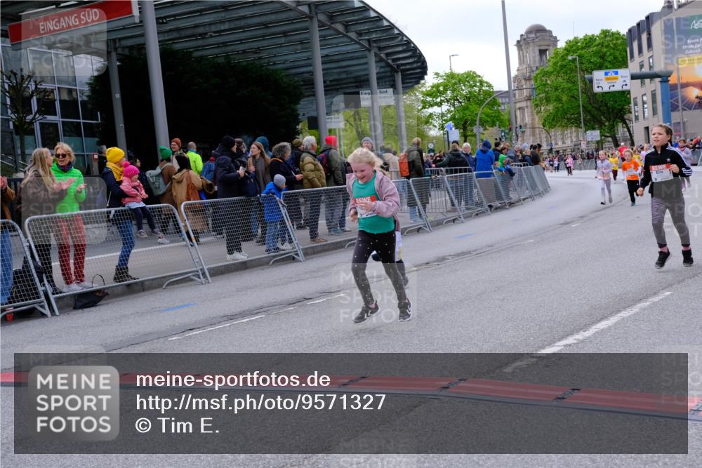 25.04.2026 - Das Zehntel Tim E. http://msf.ph/oto/9571327 25.04.2026 09:06:21 Ziel 1079, 1095, 1375, 1498, 1800, 1806, 3785, 3791, 3864, 3877, 3953 meine-sportfotos.de