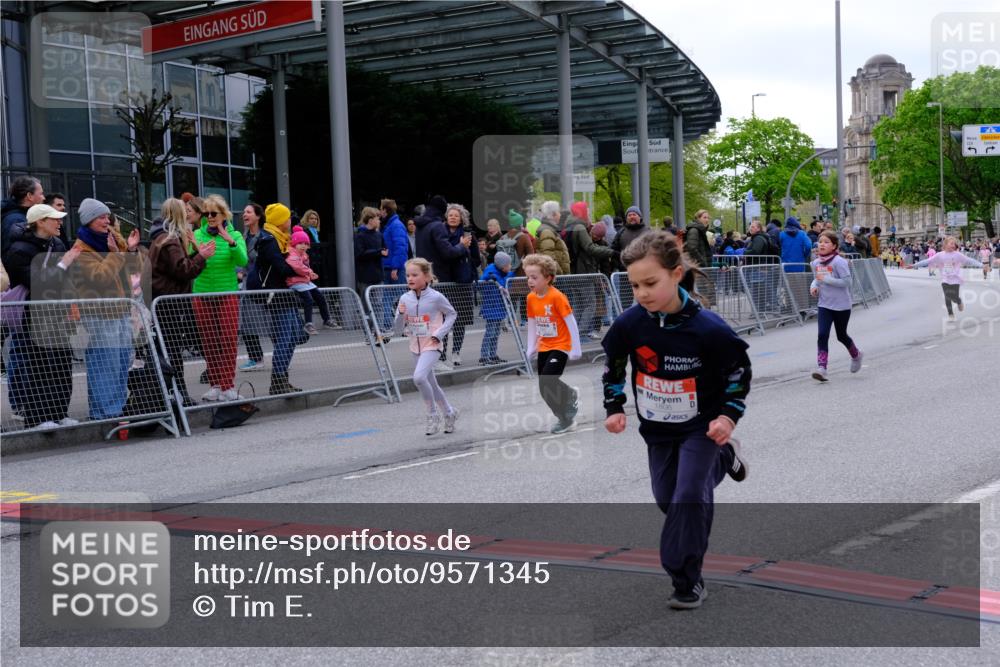 25.04.2026 - Das Zehntel Tim E. http://msf.ph/oto/9571345 25.04.2026 09:06:26 Ziel 1375, 1498, 1800, 1806, 2913, 3785, 3791, 3877, 3889, 3908, 3953 meine-sportfotos.de