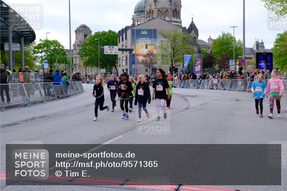 25.04.2026 - Das Zehntel Tim E. http://msf.ph/oto/9571365 25.04.2026 09:06:34 Ziel 1077, 1087, 1243, 1245, 1258, 1272, 1347, 2272, 2287, 2913, 3761, 3775, 3889, 3908 meine-sportfotos.de