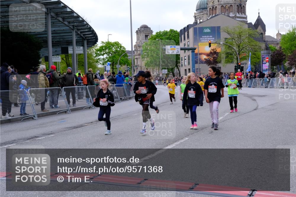 25.04.2026 - Das Zehntel Tim E. http://msf.ph/oto/9571368 25.04.2026 09:06:35 Ziel 1077, 1087, 1243, 1245, 1258, 1272, 1347, 2272, 2287, 2757, 2913, 3761, 3775 meine-sportfotos.de