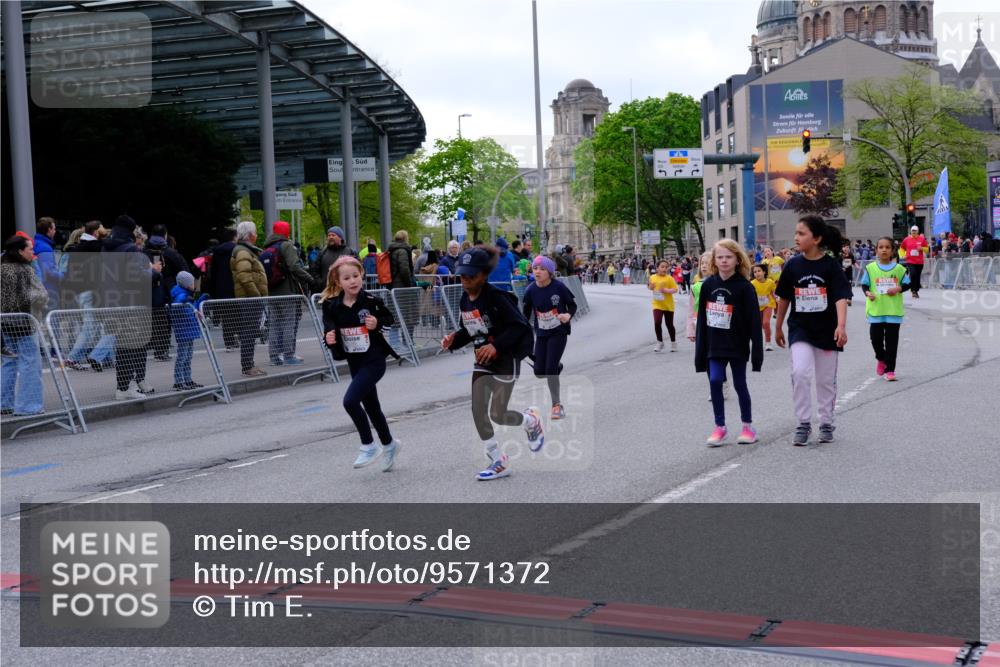25.04.2026 - Das Zehntel Tim E. http://msf.ph/oto/9571372 25.04.2026 09:06:35 Ziel 1077, 1087, 1243, 1245, 1258, 1272, 1347, 2272, 2287, 2757, 2913, 3761, 3775 meine-sportfotos.de