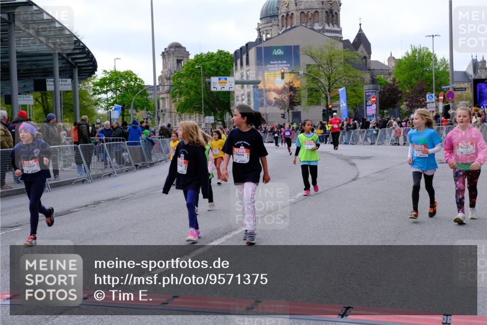 25.04.2026 - Das Zehntel Tim E. http://msf.ph/oto/9571375 25.04.2026 09:06:37 Ziel 1077, 1087, 1243, 1245, 1258, 1272, 1347, 1954, 1976, 1977, 2272, 2287, 2757, 3129, 3761, 3775 meine-sportfotos.de