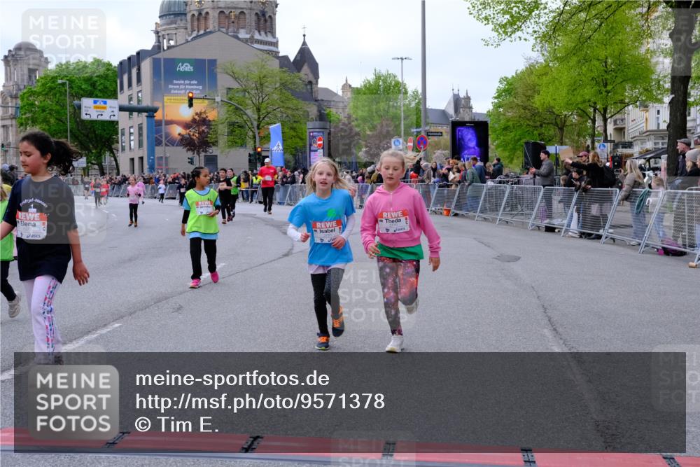25.04.2026 - Das Zehntel Tim E. http://msf.ph/oto/9571378 25.04.2026 09:06:37 Ziel 1077, 1087, 1243, 1245, 1258, 1272, 1347, 1954, 1976, 1977, 2272, 2287, 2757, 3129, 3761, 3775 meine-sportfotos.de