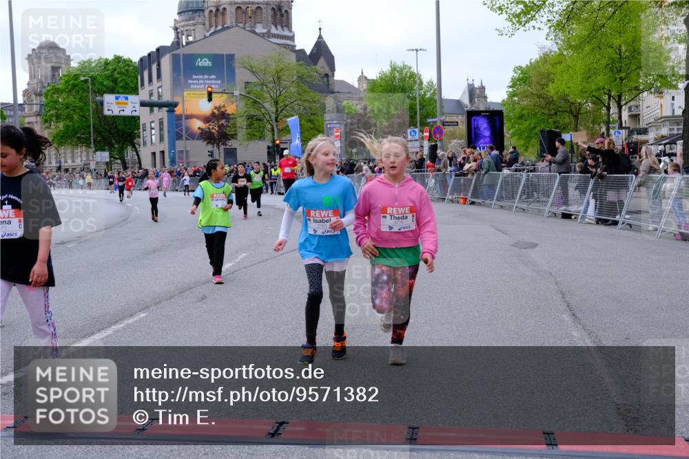 25.04.2026 - Das Zehntel Tim E. http://msf.ph/oto/9571382 25.04.2026 09:06:38 Ziel 1077, 1087, 1243, 1245, 1258, 1272, 1347, 1954, 1976, 1977, 2272, 2287, 2757, 3129, 3761, 3775 meine-sportfotos.de