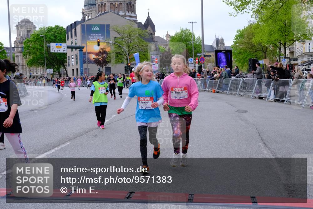 25.04.2026 - Das Zehntel Tim E. http://msf.ph/oto/9571383 25.04.2026 09:06:38 Ziel 1077, 1087, 1243, 1245, 1258, 1272, 1347, 1954, 1976, 1977, 2272, 2287, 2757, 3129, 3761, 3775 meine-sportfotos.de