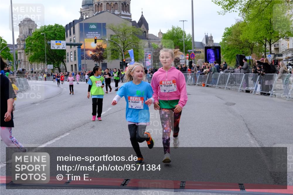 25.04.2026 - Das Zehntel Tim E. http://msf.ph/oto/9571384 25.04.2026 09:06:38 Ziel 1077, 1087, 1243, 1245, 1258, 1272, 1347, 1954, 1976, 1977, 2272, 2287, 2757, 3129, 3761, 3775 meine-sportfotos.de