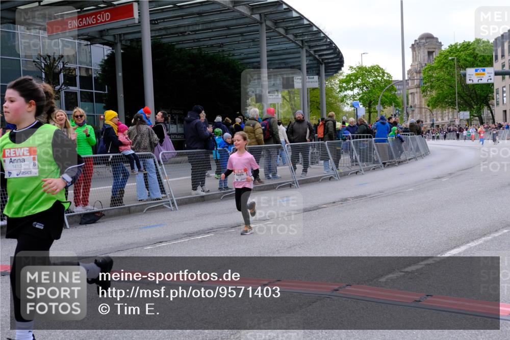 25.04.2026 - Das Zehntel Tim E. http://msf.ph/oto/9571403 25.04.2026 09:06:44 Ziel 1077, 1087, 1272, 1347, 1403, 1413, 1442, 1954, 1976, 1977, 2757, 3129, 3761, 3775, 3910 meine-sportfotos.de