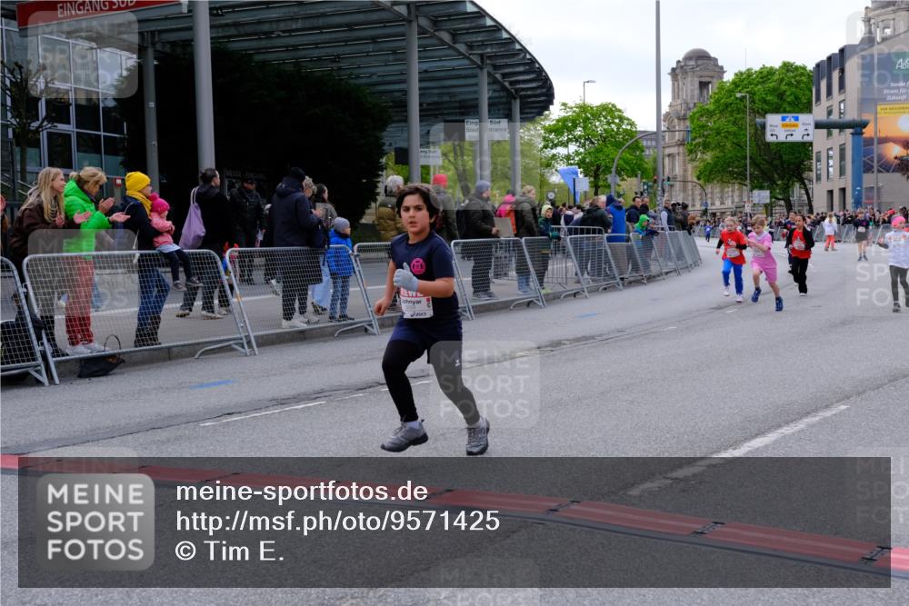 25.04.2026 - Das Zehntel Tim E. http://msf.ph/oto/9571425 25.04.2026 09:06:56 Ziel 1236, 2206, 2558, 2573, 3008, 3684 meine-sportfotos.de