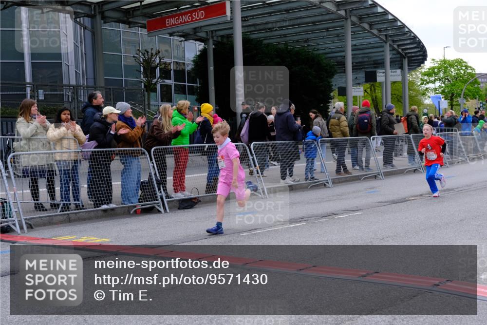 25.04.2026 - Das Zehntel Tim E. http://msf.ph/oto/9571430 25.04.2026 09:06:58 Ziel 1236, 2206, 2558, 2567, 2573, 3008, 3684 meine-sportfotos.de