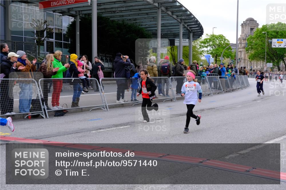 25.04.2026 - Das Zehntel Tim E. http://msf.ph/oto/9571440 25.04.2026 09:07:00 Ziel 2191, 2206, 2558, 2567, 2573, 3008, 3684 meine-sportfotos.de