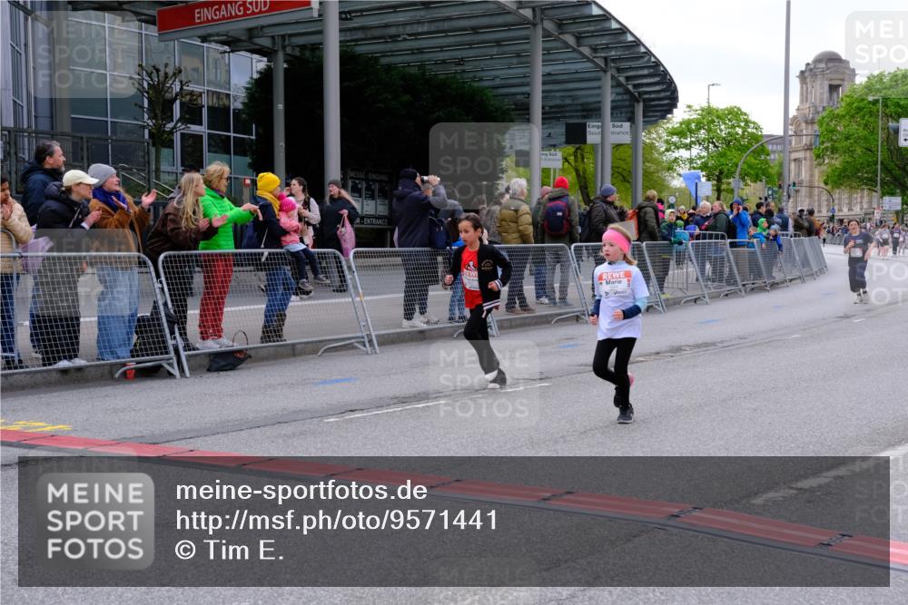 25.04.2026 - Das Zehntel Tim E. http://msf.ph/oto/9571441 25.04.2026 09:07:00 Ziel 2191, 2206, 2558, 2567, 2573, 3008, 3684 meine-sportfotos.de