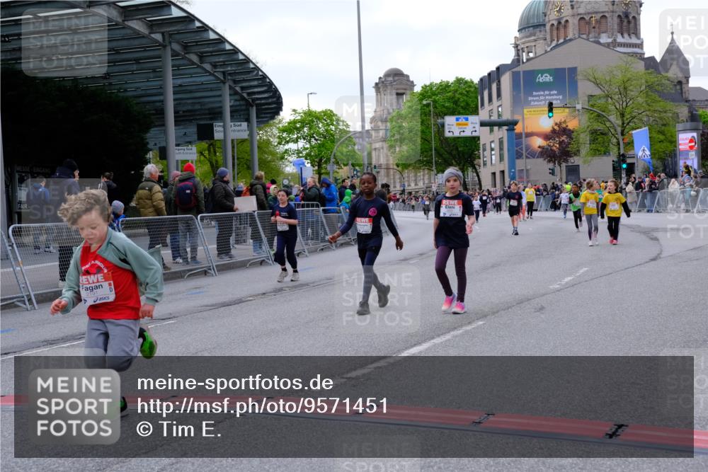 25.04.2026 - Das Zehntel Tim E. http://msf.ph/oto/9571451 25.04.2026 09:07:04 Ziel 1862, 2191, 2206, 2558, 2567, 2573, 3006, 3033, 3684 meine-sportfotos.de