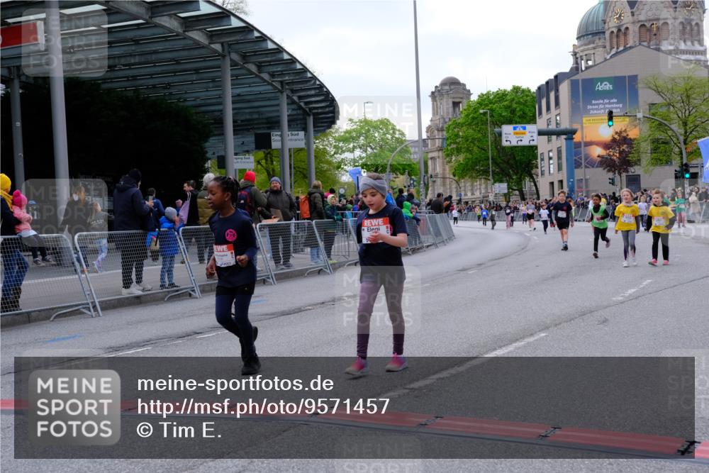 25.04.2026 - Das Zehntel Tim E. http://msf.ph/oto/9571457 25.04.2026 09:07:06 Ziel 1862, 1984, 2191, 2206, 2558, 2567, 2573, 3006, 3033, 3287, 3684 meine-sportfotos.de