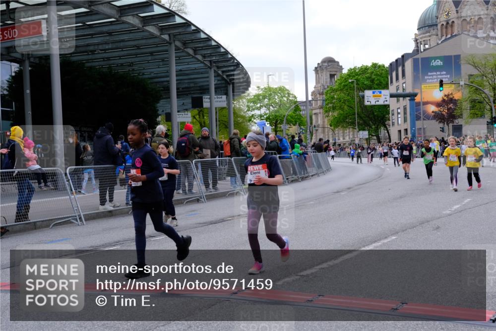 25.04.2026 - Das Zehntel Tim E. http://msf.ph/oto/9571459 25.04.2026 09:07:06 Ziel 1862, 1984, 2191, 2206, 2558, 2567, 2573, 3006, 3033, 3287, 3684 meine-sportfotos.de