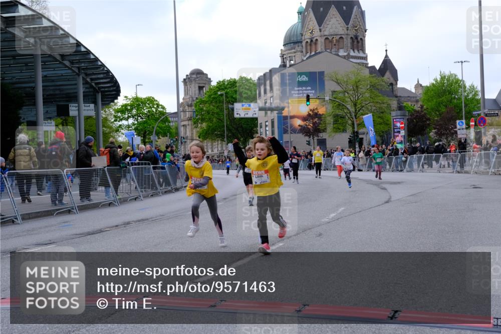 25.04.2026 - Das Zehntel Tim E. http://msf.ph/oto/9571463 25.04.2026 09:07:11 Ziel 1489, 1862, 1978, 1984, 2191, 2415, 3006, 3033, 3287 meine-sportfotos.de