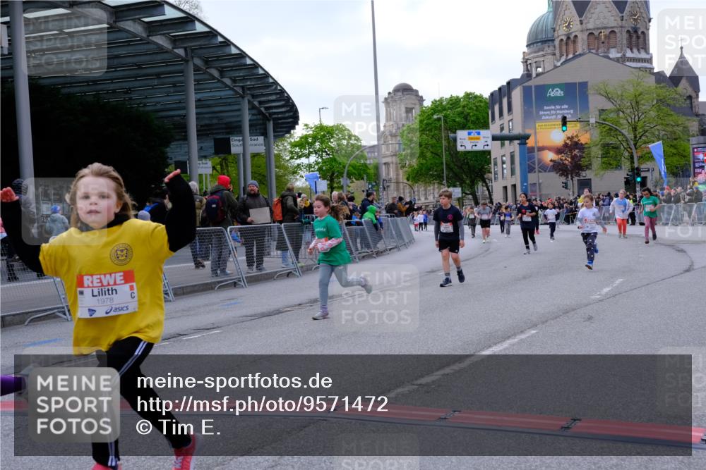 25.04.2026 - Das Zehntel Tim E. http://msf.ph/oto/9571472 25.04.2026 09:07:12 Ziel 1489, 1862, 1978, 1984, 2415, 3006, 3033, 3287 meine-sportfotos.de