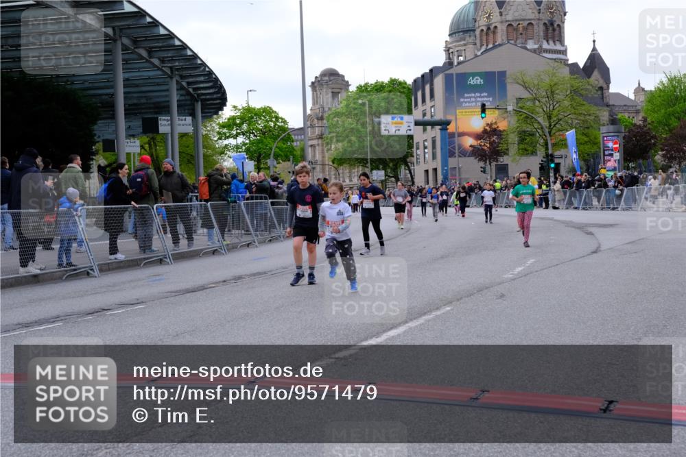 25.04.2026 - Das Zehntel Tim E. http://msf.ph/oto/9571479 25.04.2026 09:07:14 Ziel 1489, 1855, 1862, 1978, 1984, 2390, 2415, 3009, 3287 meine-sportfotos.de