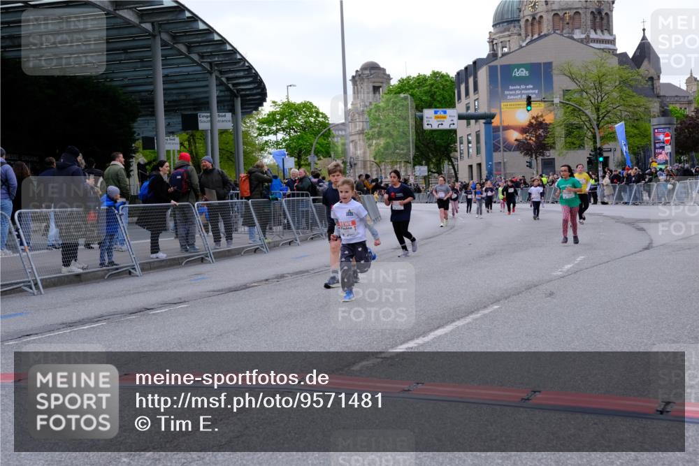 25.04.2026 - Das Zehntel Tim E. http://msf.ph/oto/9571481 25.04.2026 09:07:15 Ziel 1489, 1855, 1862, 1978, 1984, 2390, 2415, 3009, 3287 meine-sportfotos.de