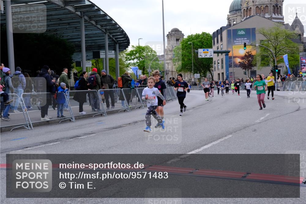 25.04.2026 - Das Zehntel Tim E. http://msf.ph/oto/9571483 25.04.2026 09:07:15 Ziel 1489, 1855, 1862, 1978, 1984, 2390, 2415, 3009, 3287 meine-sportfotos.de