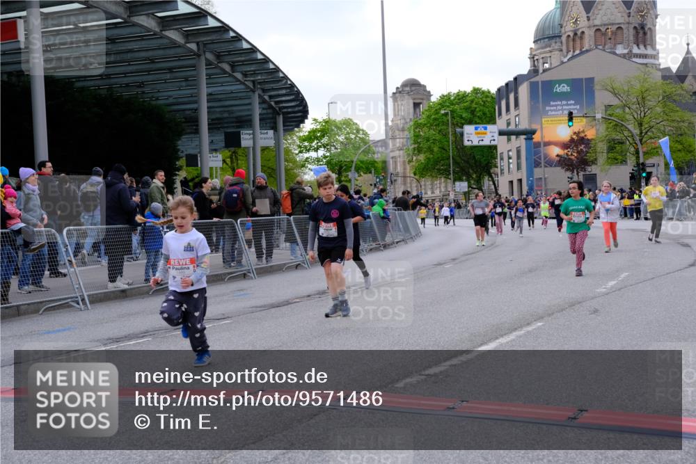 25.04.2026 - Das Zehntel Tim E. http://msf.ph/oto/9571486 25.04.2026 09:07:16 Ziel 1489, 1855, 1978, 1984, 2390, 2415, 2577, 3009, 3287 meine-sportfotos.de