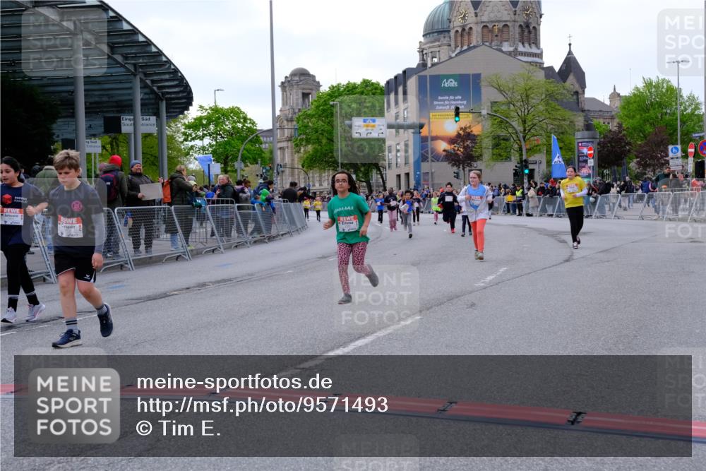 25.04.2026 - Das Zehntel Tim E. http://msf.ph/oto/9571493 25.04.2026 09:07:17 Ziel 1489, 1855, 1978, 1984, 2390, 2415, 2577, 3009, 3287 meine-sportfotos.de