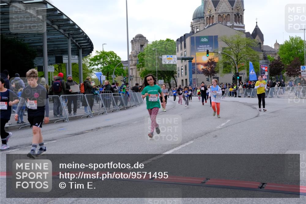 25.04.2026 - Das Zehntel Tim E. http://msf.ph/oto/9571495 25.04.2026 09:07:17 Ziel 1489, 1855, 1978, 1984, 2390, 2415, 2577, 3009, 3287 meine-sportfotos.de