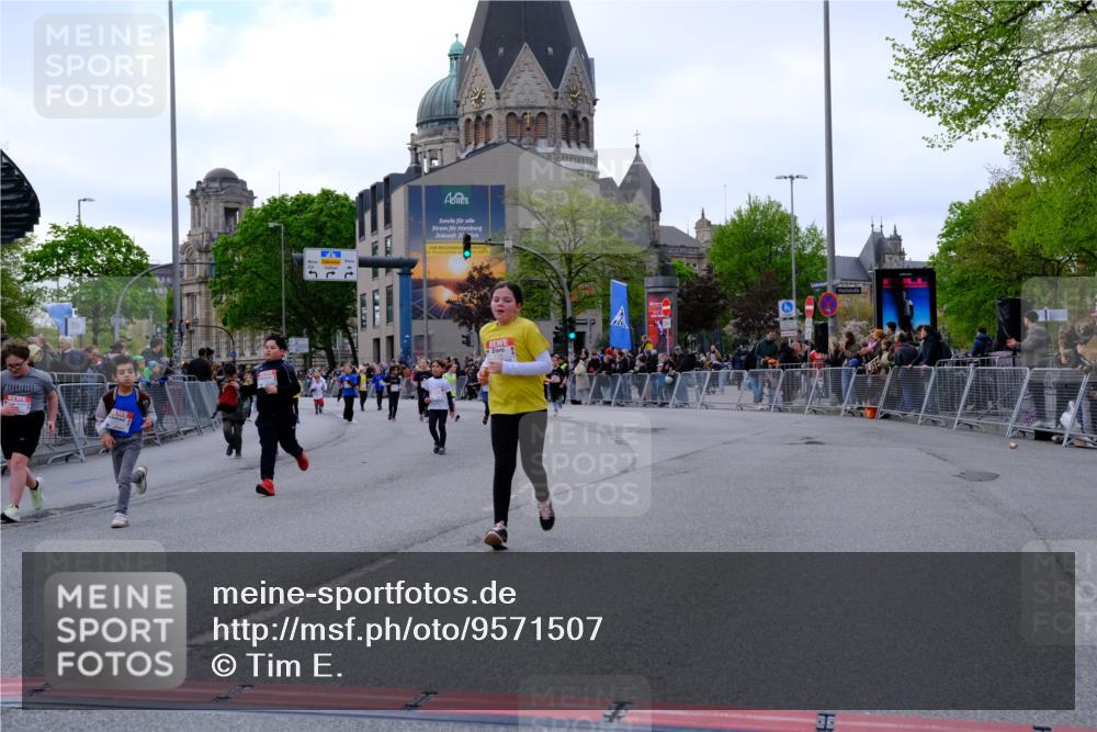 25.04.2026 - Das Zehntel Tim E. http://msf.ph/oto/9571507 25.04.2026 09:07:21 Ziel 1059, 1061, 1154, 1489, 1592, 1855, 2110, 2390, 2415, 2577, 2779, 3009 meine-sportfotos.de