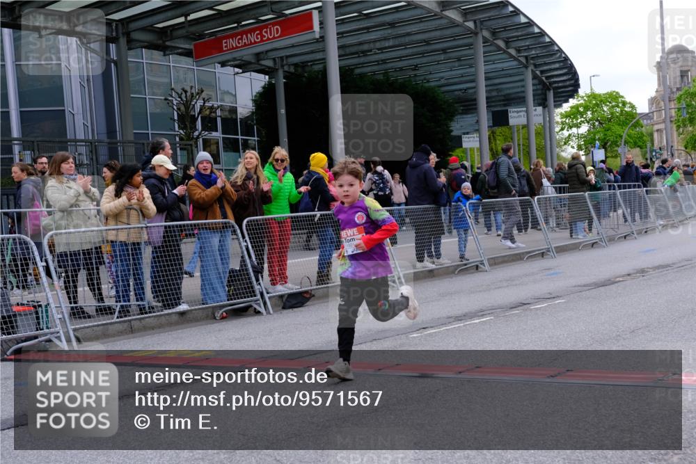 25.04.2026 - Das Zehntel Tim E. http://msf.ph/oto/9571567 25.04.2026 09:07:43 Ziel 1816, 1921, 2692, 2697, 2837, 3497 meine-sportfotos.de