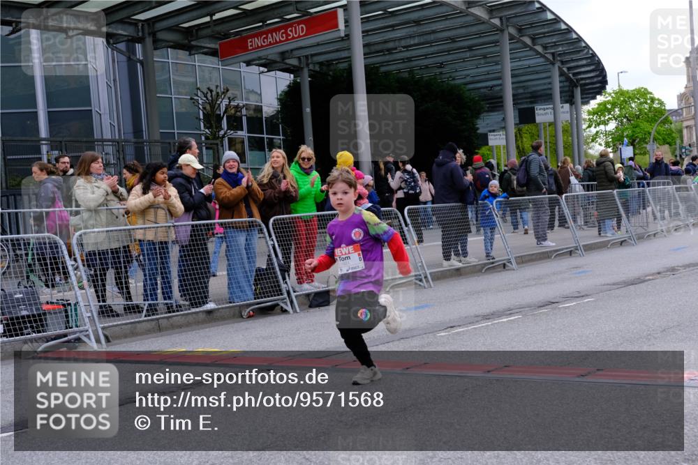 25.04.2026 - Das Zehntel Tim E. http://msf.ph/oto/9571568 25.04.2026 09:07:43 Ziel 1816, 1921, 2692, 2697, 2837, 3497 meine-sportfotos.de