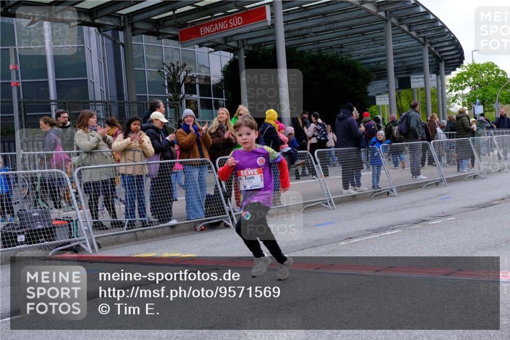 25.04.2026 - Das Zehntel Tim E. http://msf.ph/oto/9571569 25.04.2026 09:07:43 Ziel 1816, 1921, 2692, 2697, 2837, 3497 meine-sportfotos.de