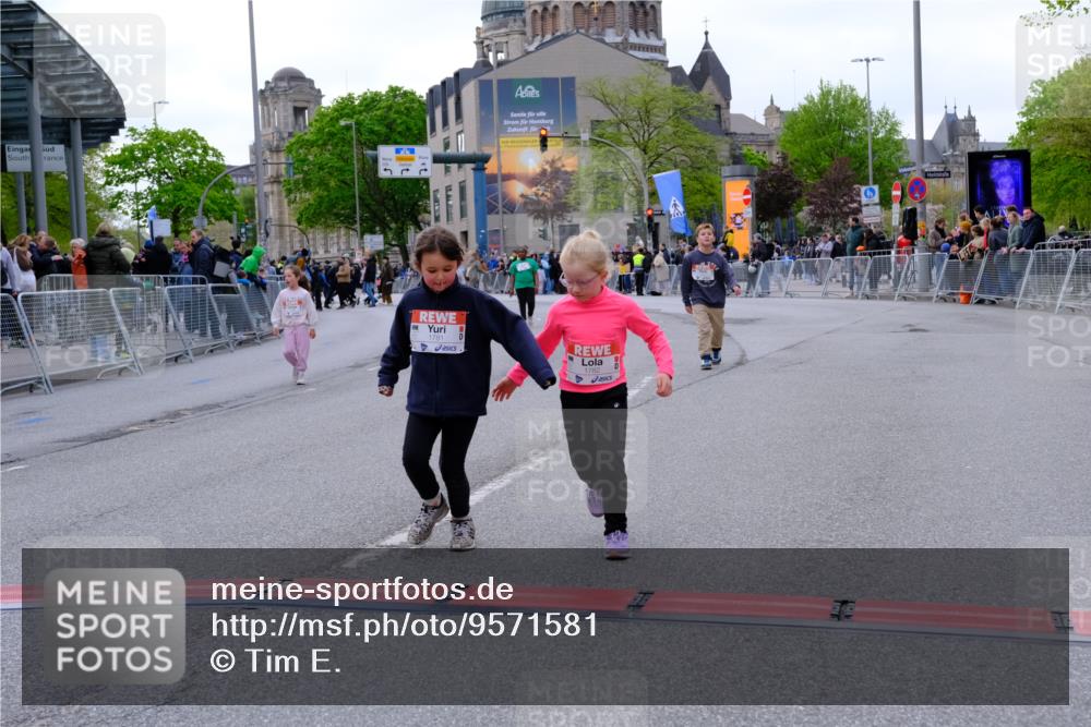 25.04.2026 - Das Zehntel Tim E. http://msf.ph/oto/9571581 25.04.2026 09:08:07 Ziel 1371, 1781, 1782, 2189 meine-sportfotos.de