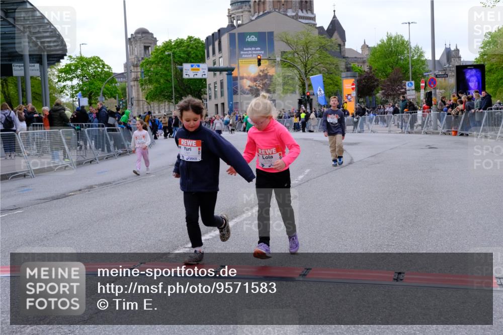 25.04.2026 - Das Zehntel Tim E. http://msf.ph/oto/9571583 25.04.2026 09:08:07 Ziel 1371, 1781, 1782, 2189 meine-sportfotos.de