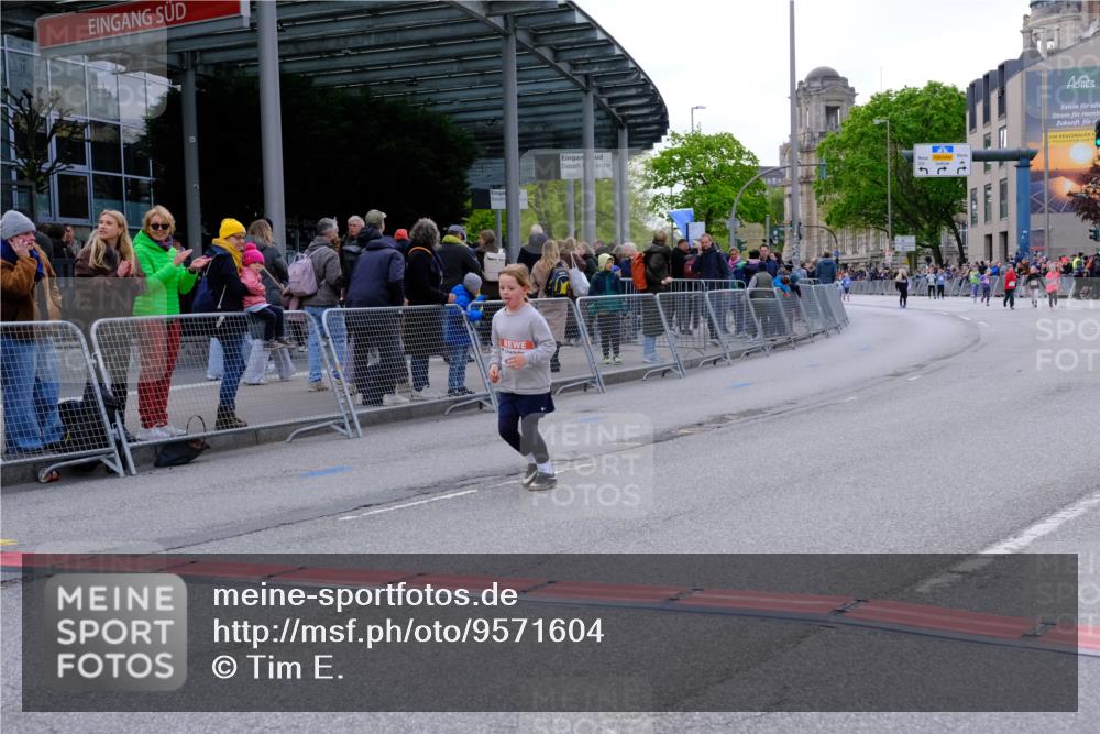 25.04.2026 - Das Zehntel Tim E. http://msf.ph/oto/9571604 25.04.2026 09:08:21 Ziel 2199, 2367 meine-sportfotos.de