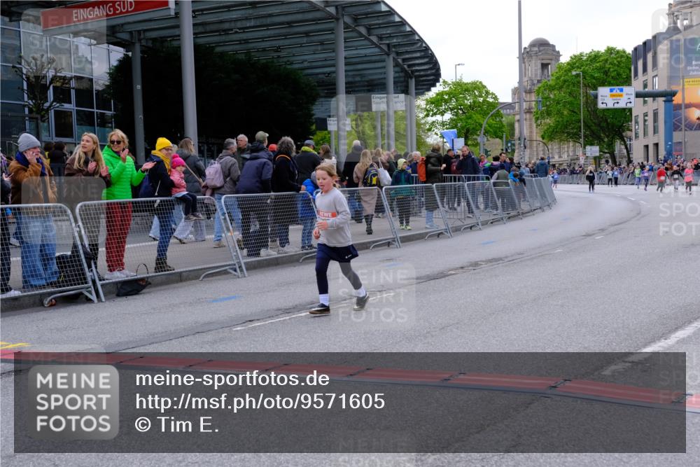25.04.2026 - Das Zehntel Tim E. http://msf.ph/oto/9571605 25.04.2026 09:08:21 Ziel 2199, 2367 meine-sportfotos.de
