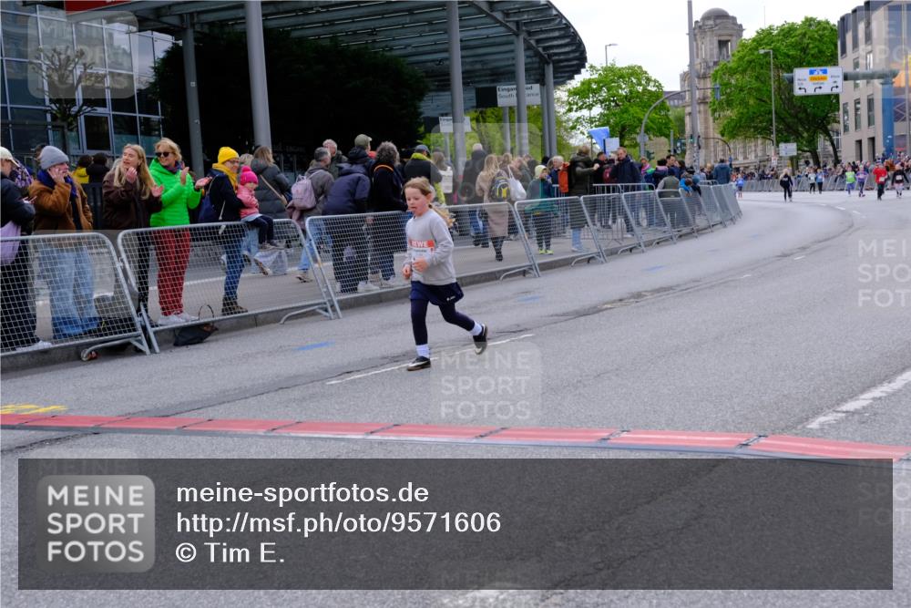 25.04.2026 - Das Zehntel Tim E. http://msf.ph/oto/9571606 25.04.2026 09:08:21 Ziel 2199, 2367 meine-sportfotos.de