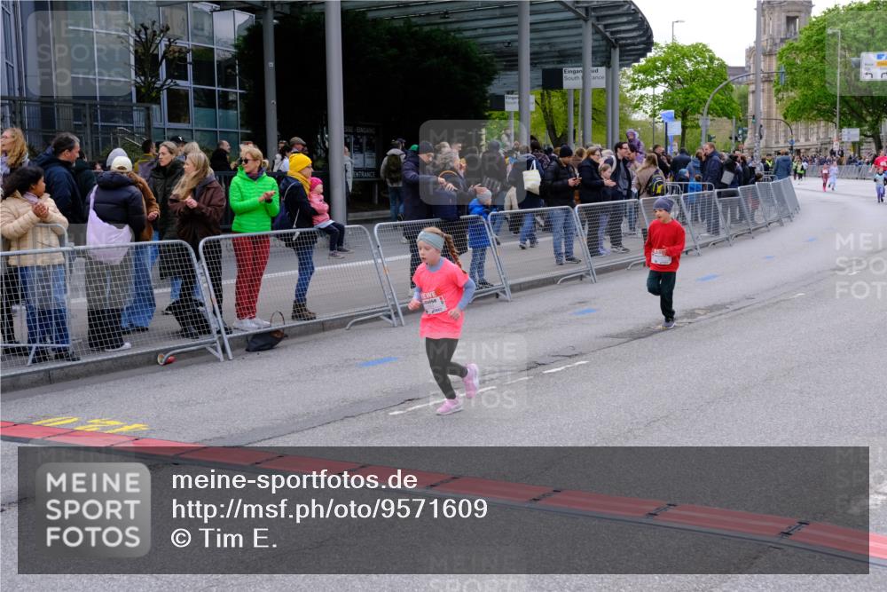 25.04.2026 - Das Zehntel Tim E. http://msf.ph/oto/9571609 25.04.2026 09:08:35 Ziel 1916, 1923, 2545 meine-sportfotos.de