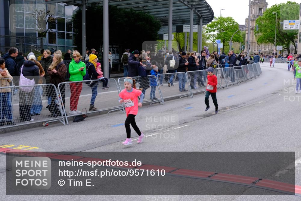 25.04.2026 - Das Zehntel Tim E. http://msf.ph/oto/9571610 25.04.2026 09:08:35 Ziel 1916, 1923, 2545 meine-sportfotos.de