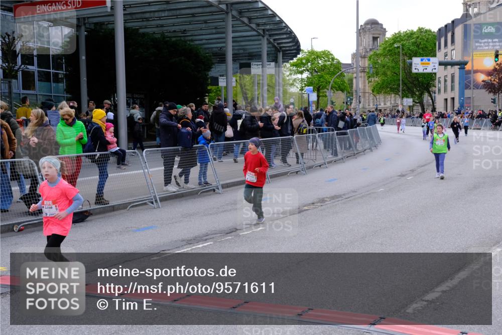 25.04.2026 - Das Zehntel Tim E. http://msf.ph/oto/9571611 25.04.2026 09:08:36 Ziel 1916, 1923, 2545 meine-sportfotos.de