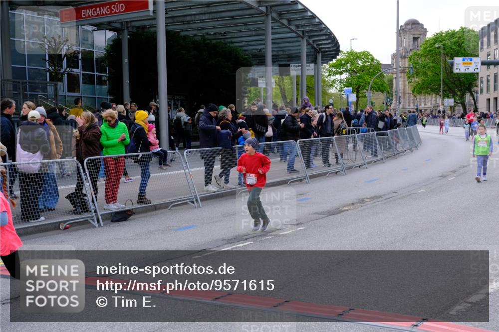 25.04.2026 - Das Zehntel Tim E. http://msf.ph/oto/9571615 25.04.2026 09:08:36 Ziel 1916, 1923, 2545 meine-sportfotos.de