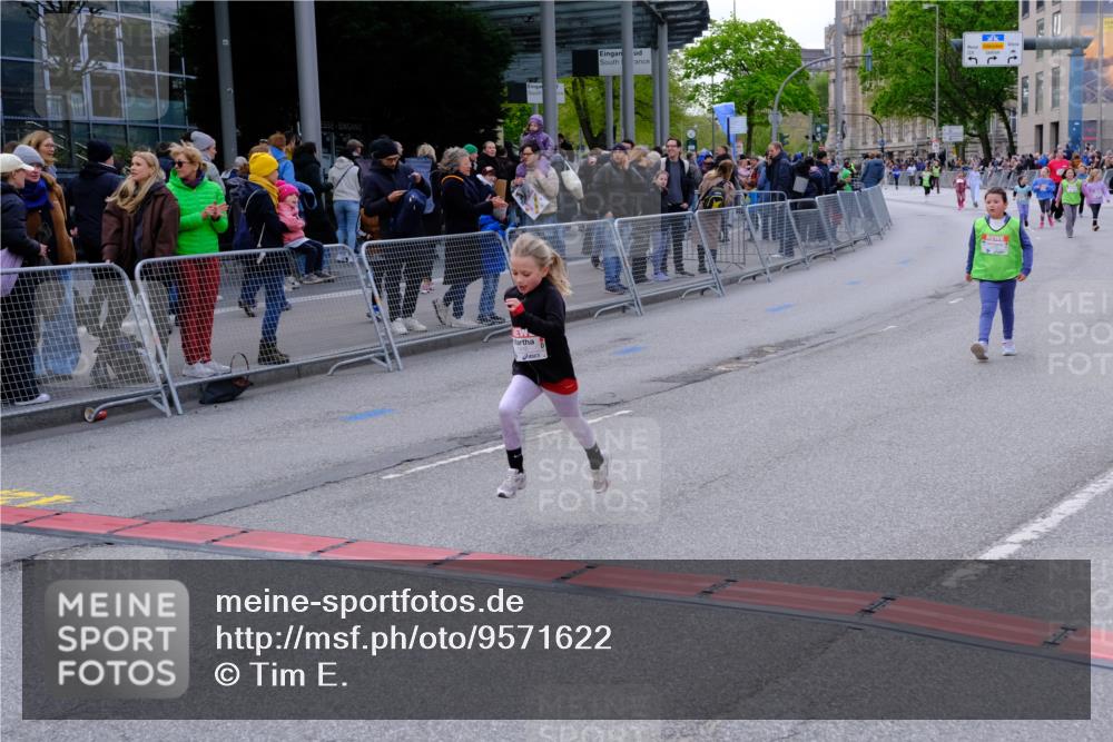 25.04.2026 - Das Zehntel Tim E. http://msf.ph/oto/9571622 25.04.2026 09:08:40 Ziel 1378, 1916, 1923, 2545 meine-sportfotos.de