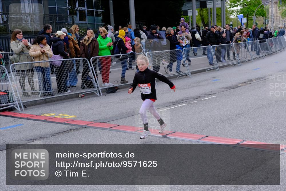 25.04.2026 - Das Zehntel Tim E. http://msf.ph/oto/9571625 25.04.2026 09:08:40 Ziel 1378, 1916, 1923, 2545 meine-sportfotos.de
