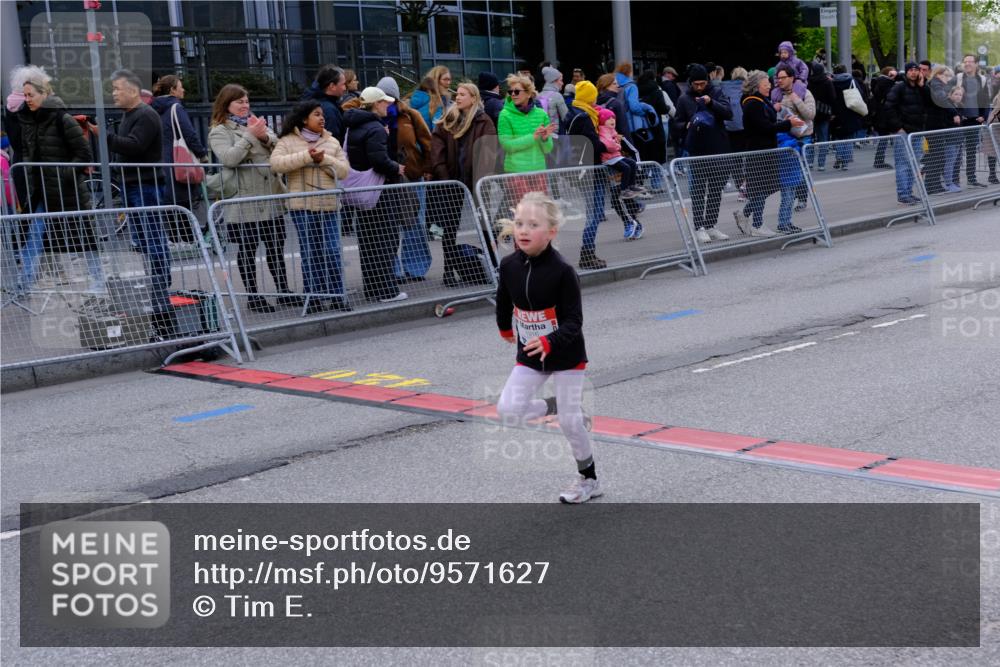25.04.2026 - Das Zehntel Tim E. http://msf.ph/oto/9571627 25.04.2026 09:08:40 Ziel 1378, 1916, 1923, 2545 meine-sportfotos.de