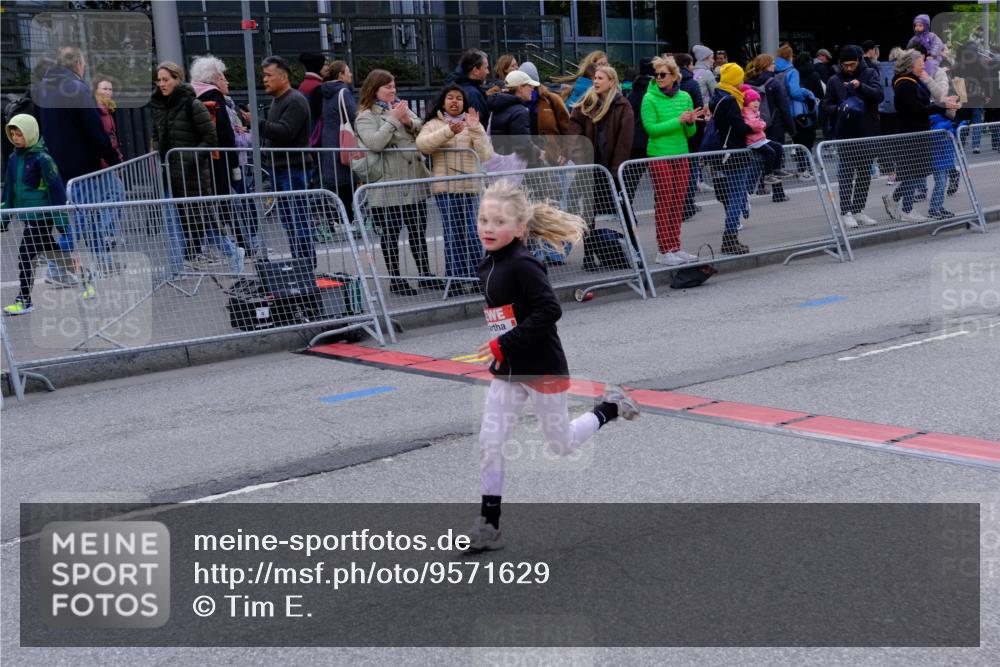 25.04.2026 - Das Zehntel Tim E. http://msf.ph/oto/9571629 25.04.2026 09:08:40 Ziel 1378, 1916, 1923, 2545 meine-sportfotos.de