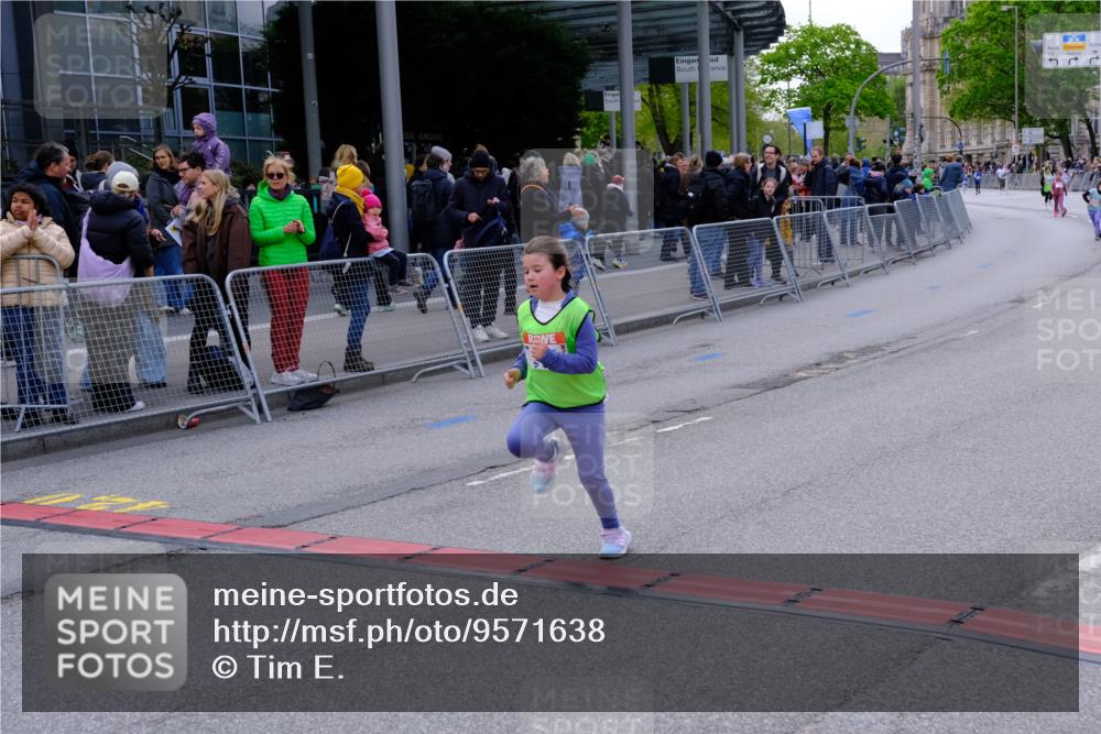 25.04.2026 - Das Zehntel Tim E. http://msf.ph/oto/9571638 25.04.2026 09:08:42 Ziel 1378, 1916, 1923, 2000, 2008, 2535, 2545 meine-sportfotos.de