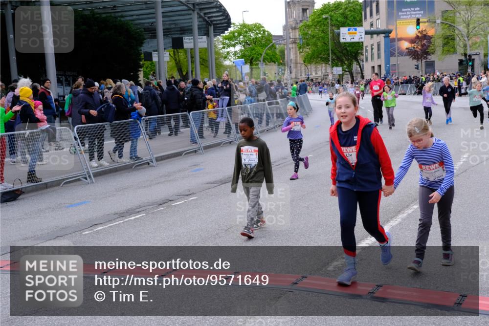 25.04.2026 - Das Zehntel Tim E. http://msf.ph/oto/9571649 25.04.2026 09:08:46 Ziel 1360, 1378, 1615, 1617, 1907, 1913, 1915, 1916, 2000, 2008, 2535 meine-sportfotos.de