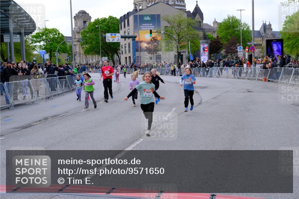 25.04.2026 - Das Zehntel Tim E. http://msf.ph/oto/9571650 25.04.2026 09:08:49 Ziel 1360, 1378, 1615, 1617, 1907, 1913, 1915, 2000, 2008, 2535 meine-sportfotos.de