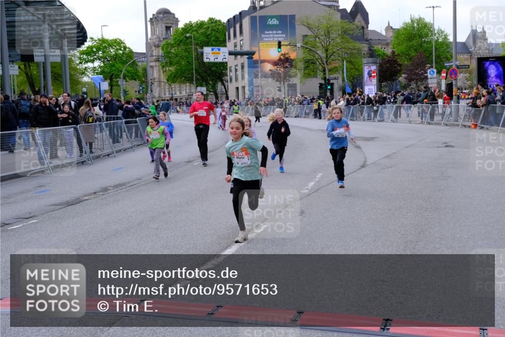 25.04.2026 - Das Zehntel Tim E. http://msf.ph/oto/9571653 25.04.2026 09:08:49 Ziel 1360, 1378, 1615, 1617, 1907, 1913, 1915, 2000, 2008, 2535 meine-sportfotos.de
