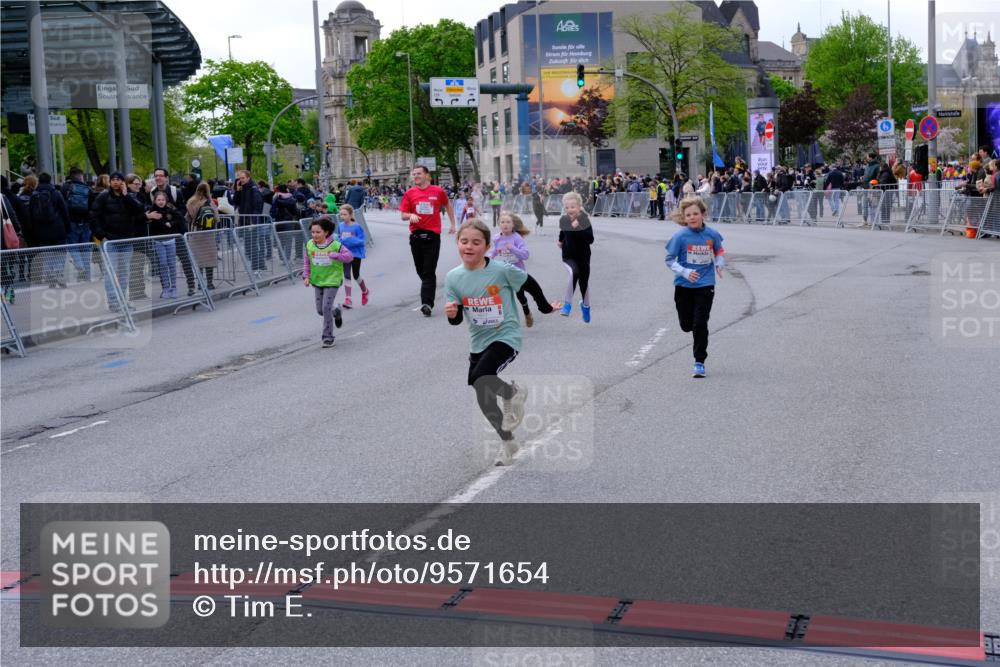 25.04.2026 - Das Zehntel Tim E. http://msf.ph/oto/9571654 25.04.2026 09:08:49 Ziel 1360, 1378, 1615, 1617, 1907, 1913, 1915, 2000, 2008, 2535 meine-sportfotos.de