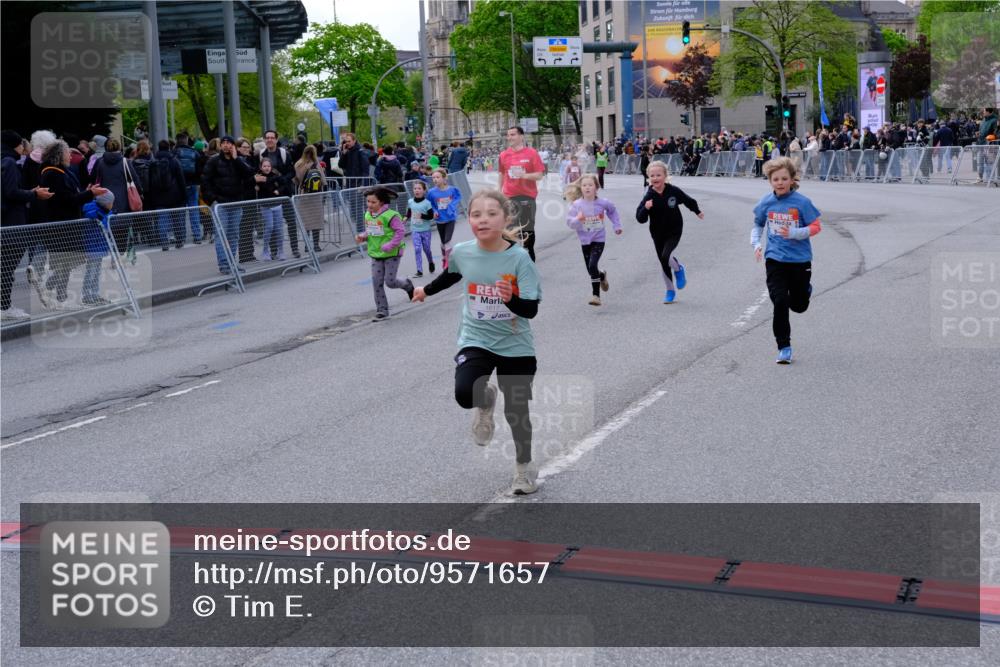 25.04.2026 - Das Zehntel Tim E. http://msf.ph/oto/9571657 25.04.2026 09:08:49 Ziel 1360, 1378, 1615, 1617, 1907, 1913, 1915, 2000, 2008, 2535 meine-sportfotos.de